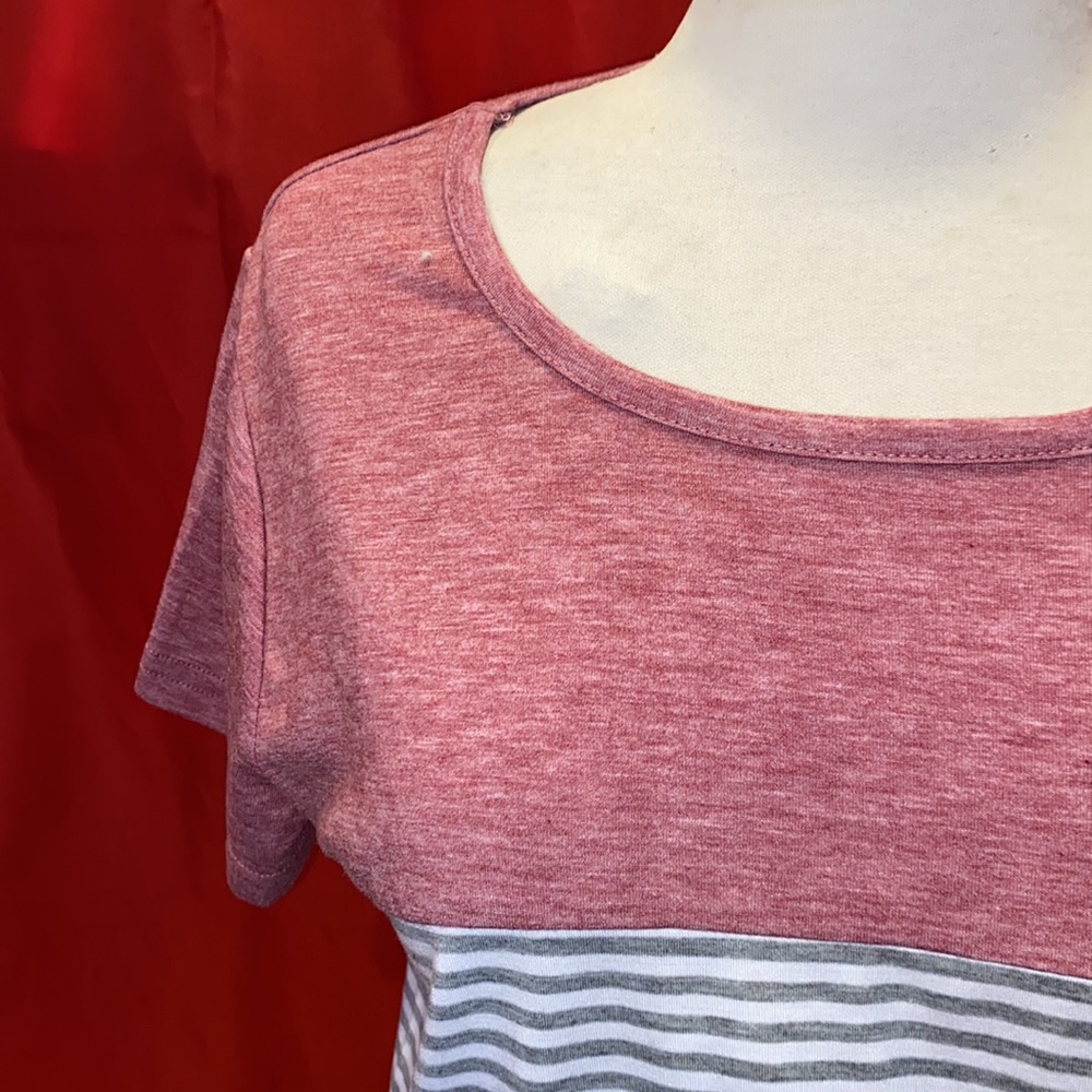 YunJey Round Neck Triple Color Block Stripe T-Shirt - Picture 2 of 6